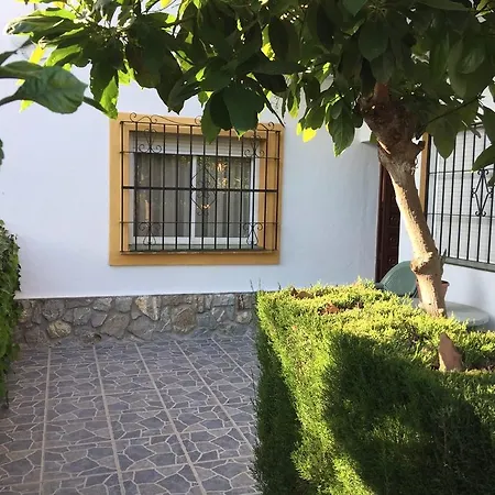 Holidays2torremolinos Low Cost * Torremolinos