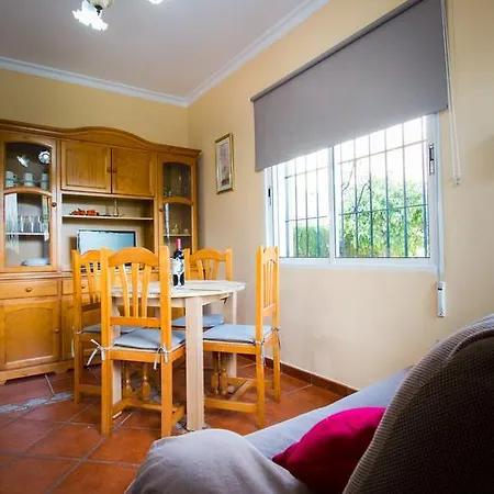 Holidays2torremolinos Low Cost 公寓 托雷莫利诺斯